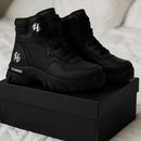 Bota Masculina Ortopédica de Cano Médio Vulcan com Amarração por Polia em Couro Legítimo e Poliuretano + BRINDES